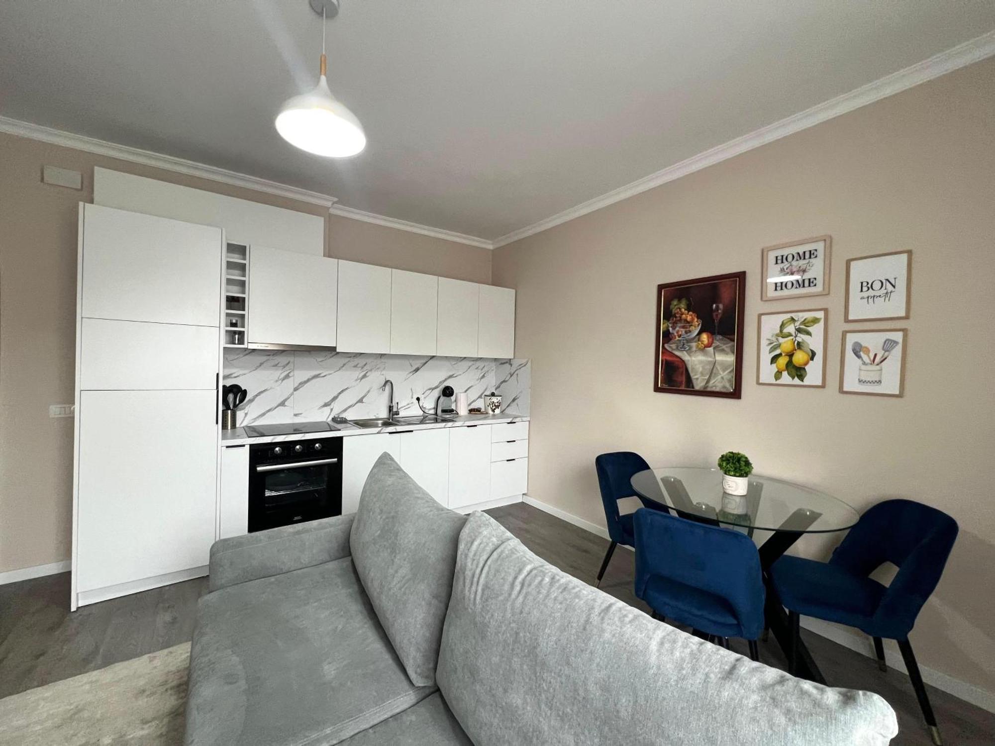 Cozy Flat Near Air Albania Stadium 1 Tirana Buitenkant foto